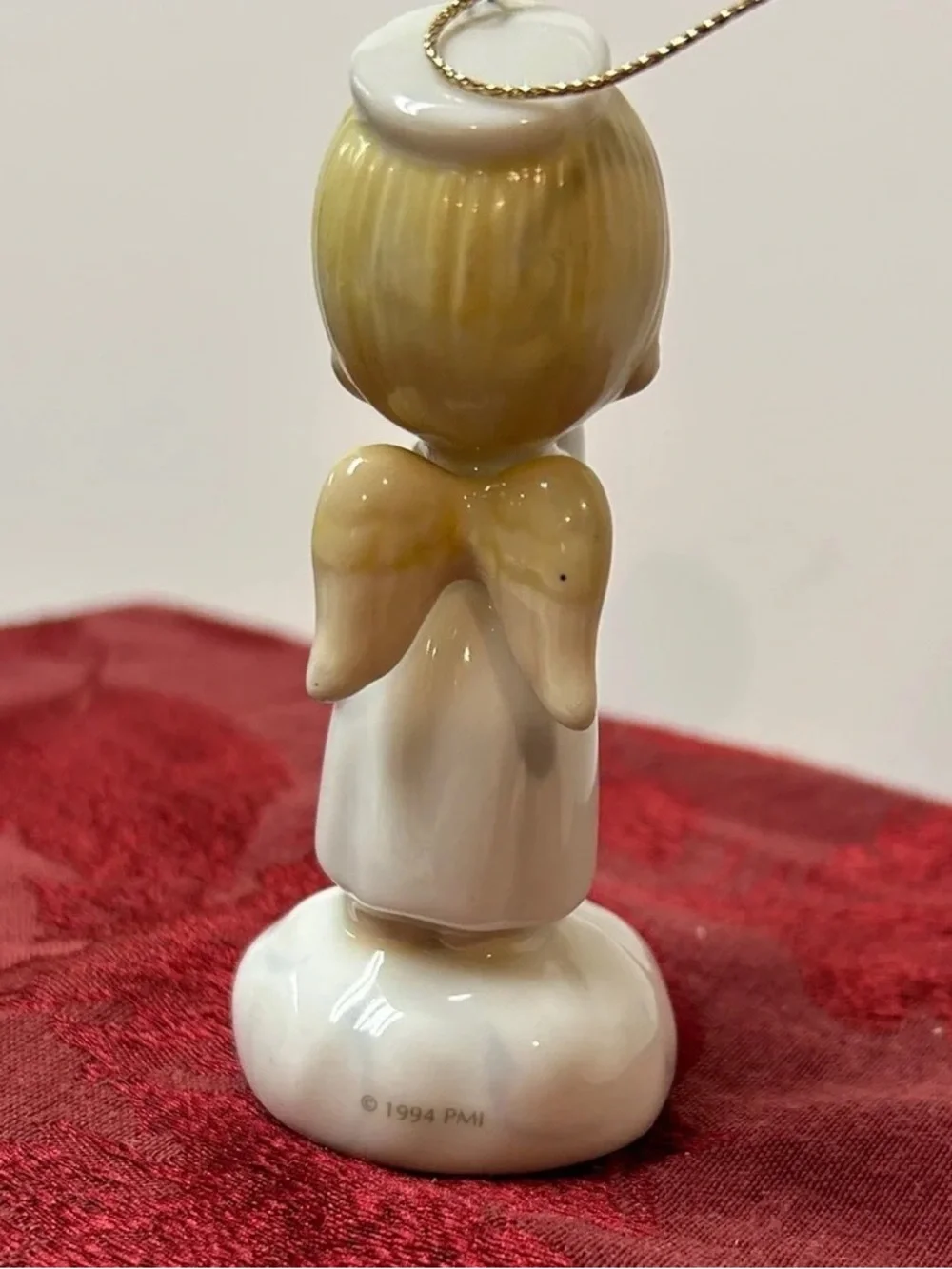 Porcelain Angel Figurine Holding 'Rejoice' Banner - White & Yellow